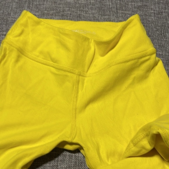 Beyond yoga yellow legging - Picture 5 of 9
